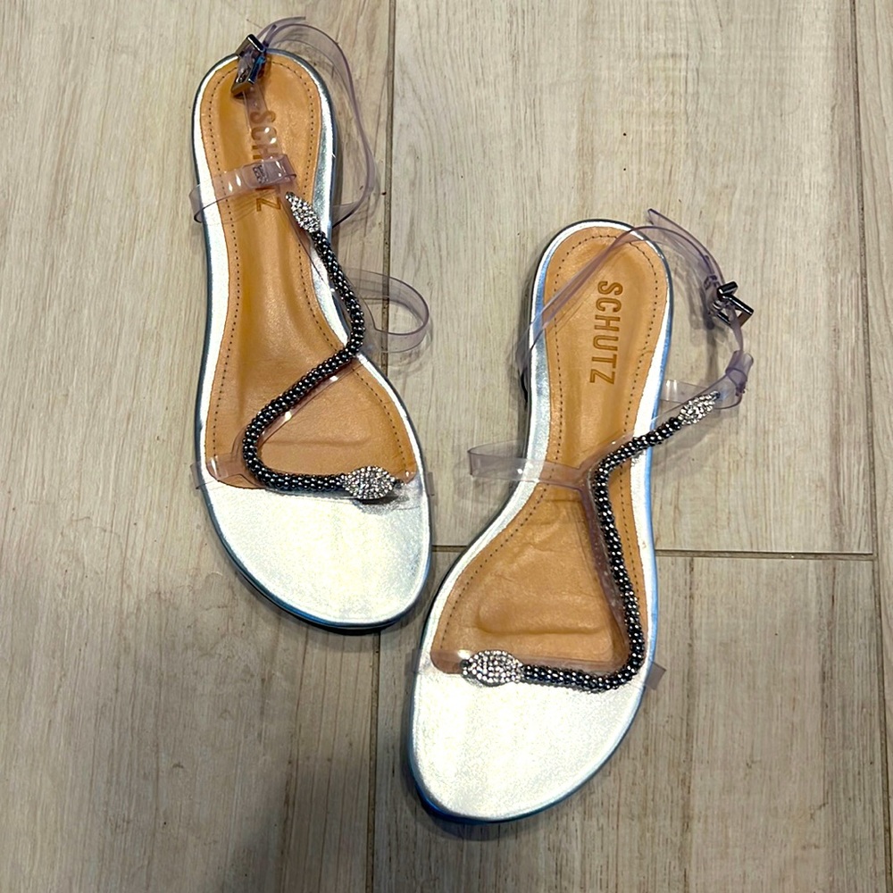 Schultz Gabby Silver Sandals - NWT “marked sz 7.5 but fit like sz 7.”